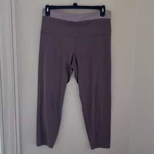 Aerie XXL Purple Grey Scalloped Leggings